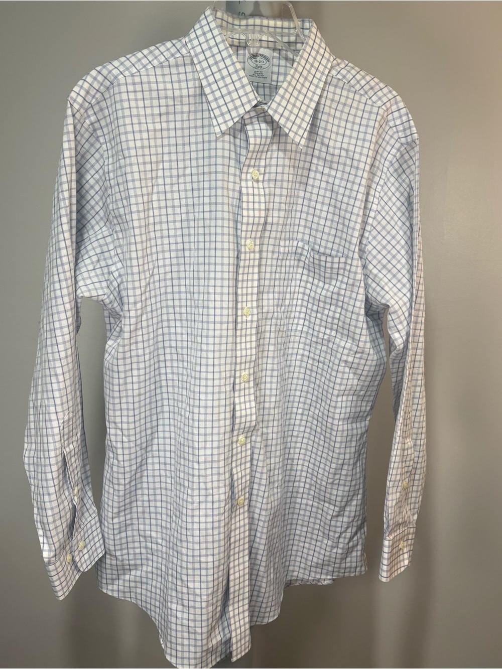 Brooks Brothers Slim Fit Non-Iron Button Down Shirt 16- 2/3 Blue White Check
